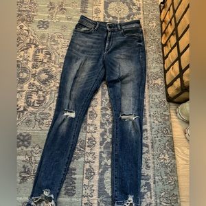 DL1961 Farrow Jean installing ankle 25